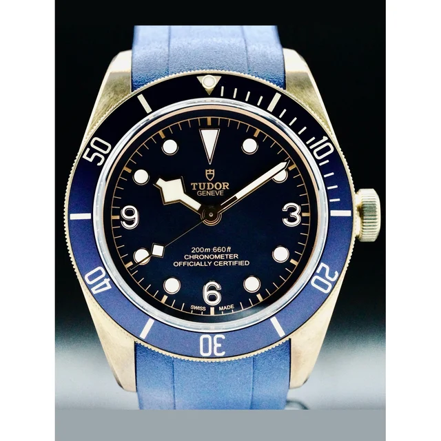 Tudor Black Bay Bronze Special Edition for Bucherer 210000062457 kol saati