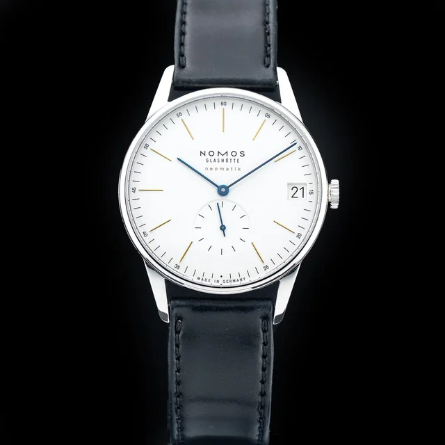 NOMOS Glashütte Orion Neomatik 41 Date Automatic White Dial 210009N33217 kol saati
