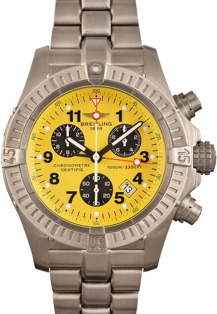 Breitling Avenger M1 Chronograph Yellow Dial E7336009/1503 44 mm kol saati