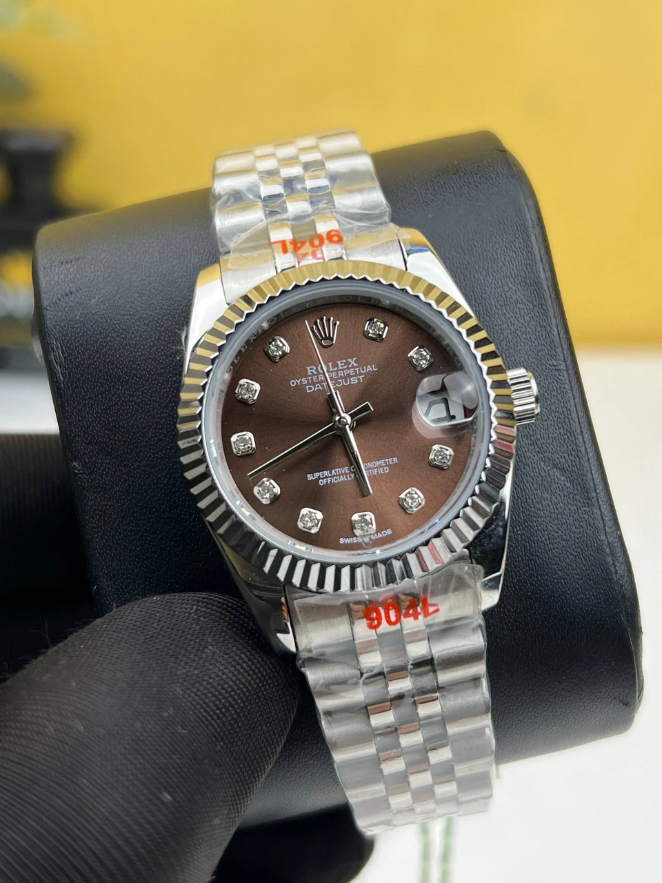 Rolex Date Just Brown Diamond Dial 31mm – Automatic 31 mm kol saati