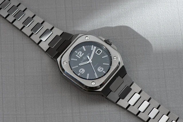 Bell & Ross Bell & Ross Br 05 40991670 kol saati
