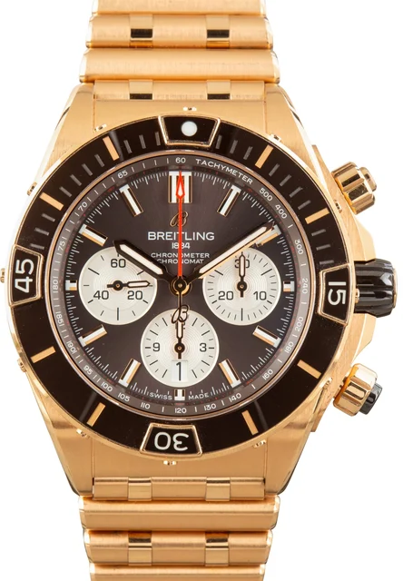 Breitling Super Chronomat B01 44 18k Red Gold RB0136E31Q1R1 kol saati