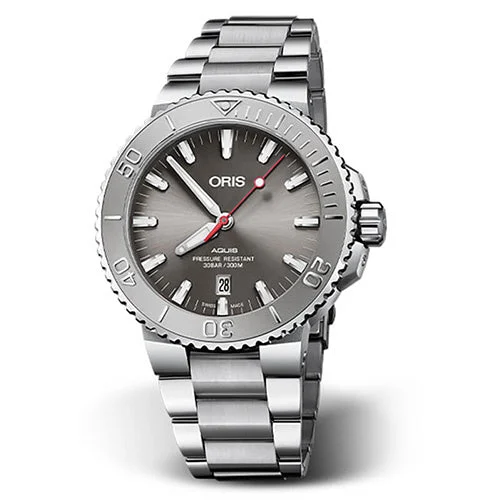 Oris Aquis 7337730415382405PEB 44 mm kol saati