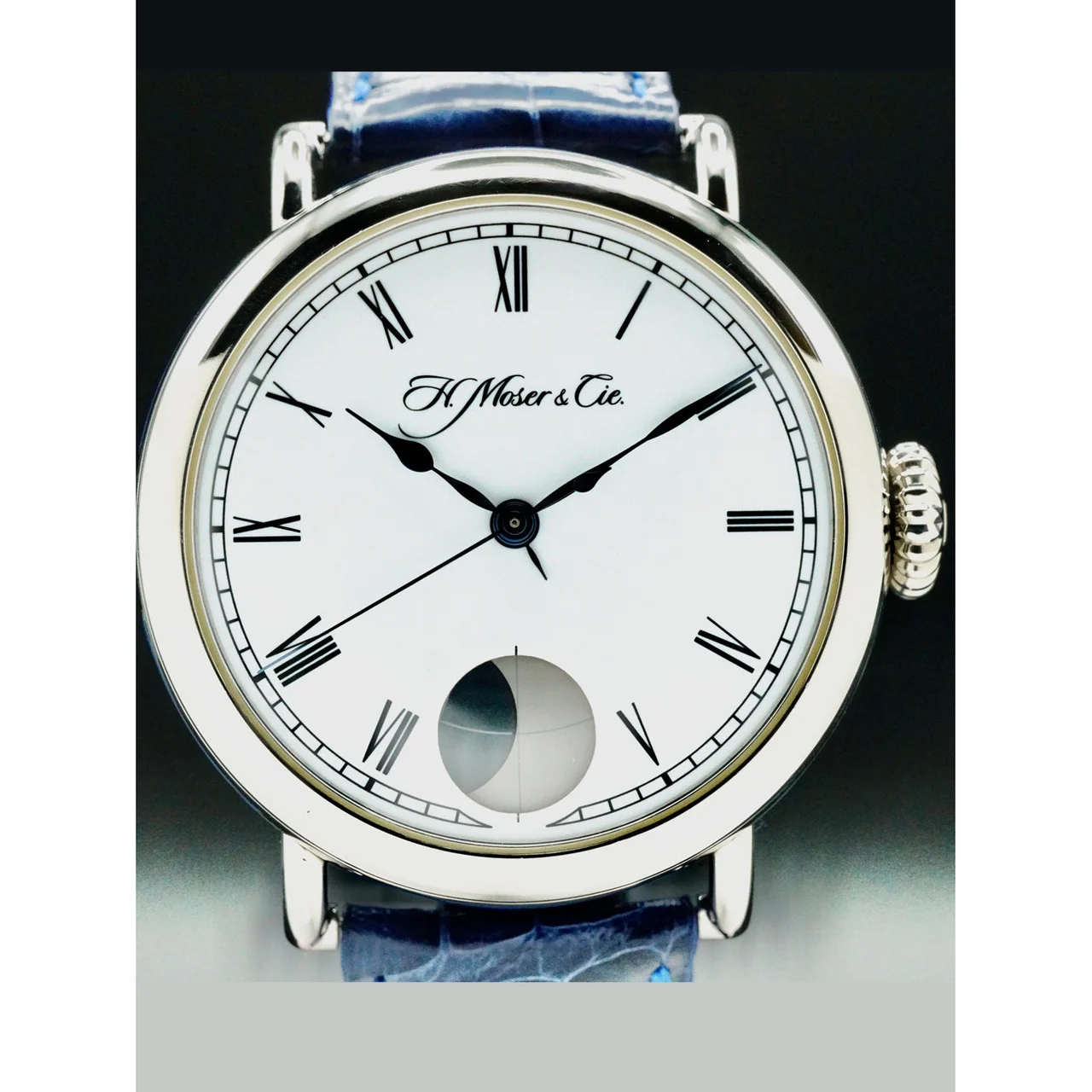 H. Moser & Cie. - Moser & Cie. 8801-0200 Heritage Light Perpetual Moon 210000058658 42 mm kol saati