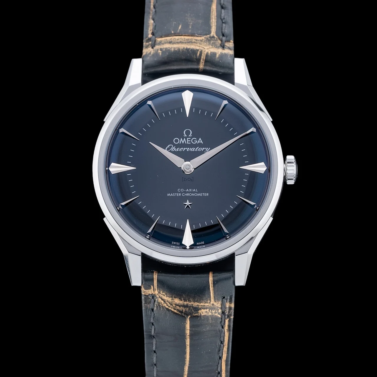 OMEGA Constellation Observatory 140.13.39.21.01.001 210009N43317 39 mm kol saati