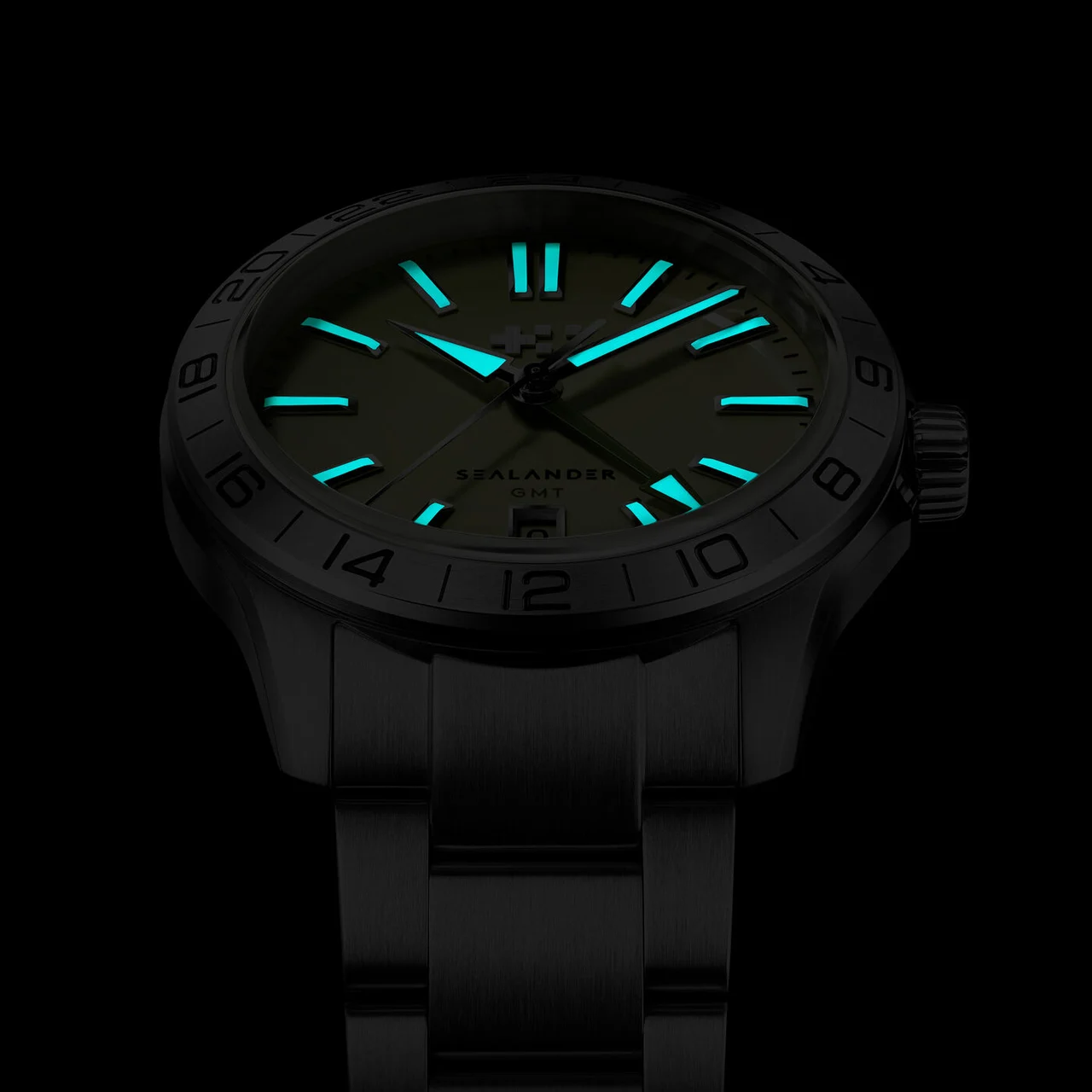 Christopher Ward Sealander GMT C63-39AGM4-S00V0-VK 39 mm kol saati