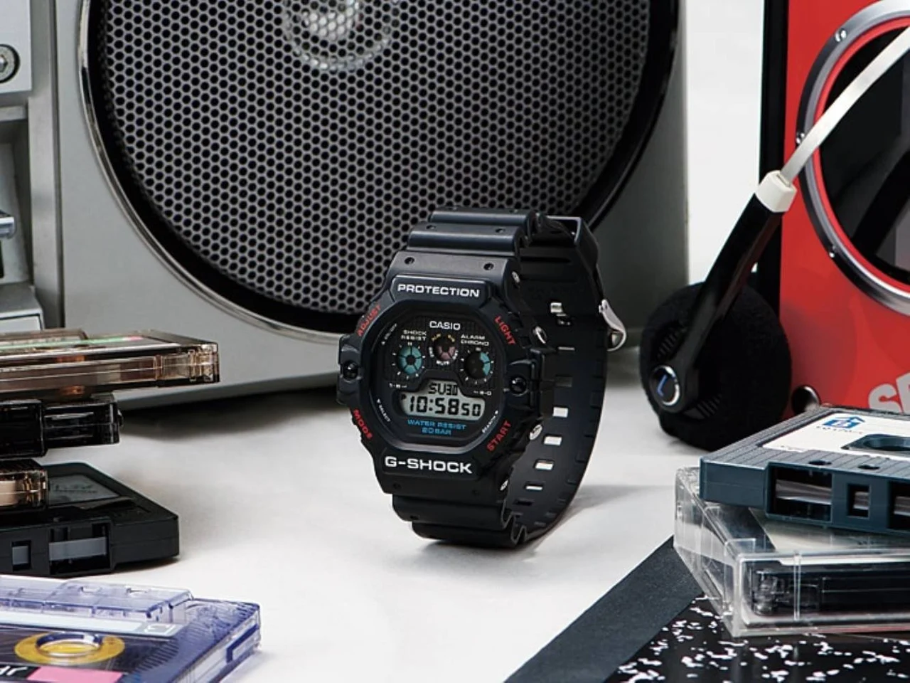 Casio G-shock Origin DW-5900-1DR 46.8 mm kol saati