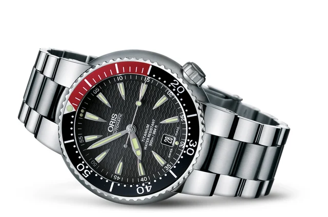 Oris Divers Titan Date 01 733 7562 7154-07 8 24 70PEB kol saati