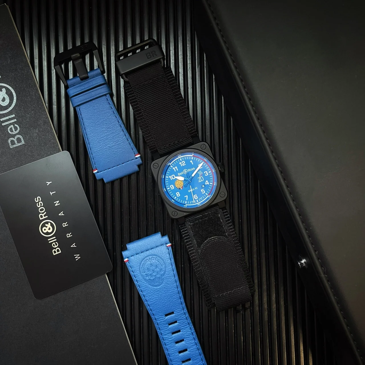 Bell & Ross Edition limitée 70 ans Patrouille de Fran Bell & Ross – BR03 Edition limitée 70 ans Patrouille de Fran 41 mm kol saati