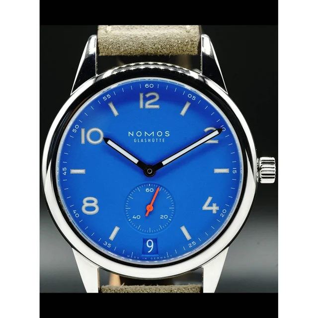 NOMOS Glashütte Club Automatic Date Blue 777 210000027587 kol saati