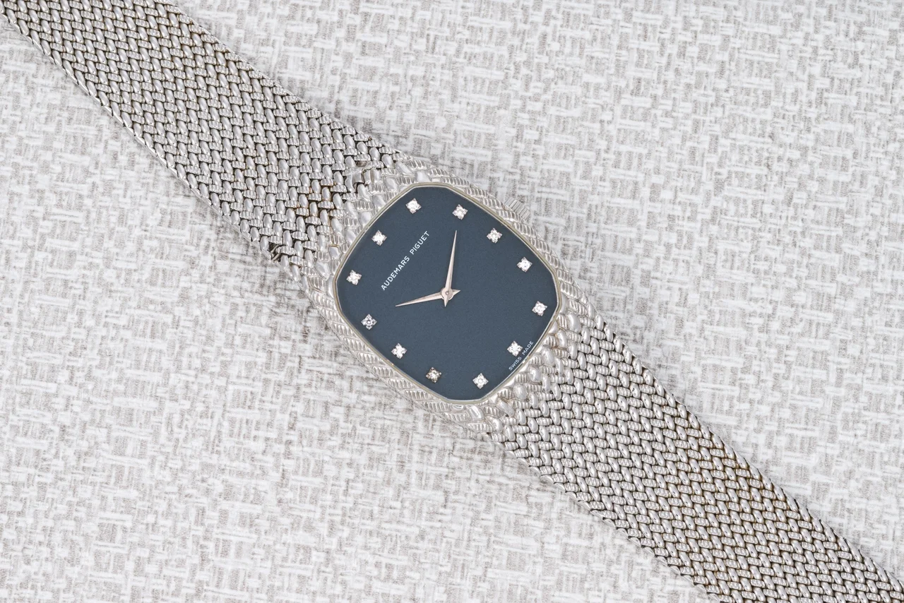 Audemars Piguet Audemars Piguet 40990565 28 mm kol saati