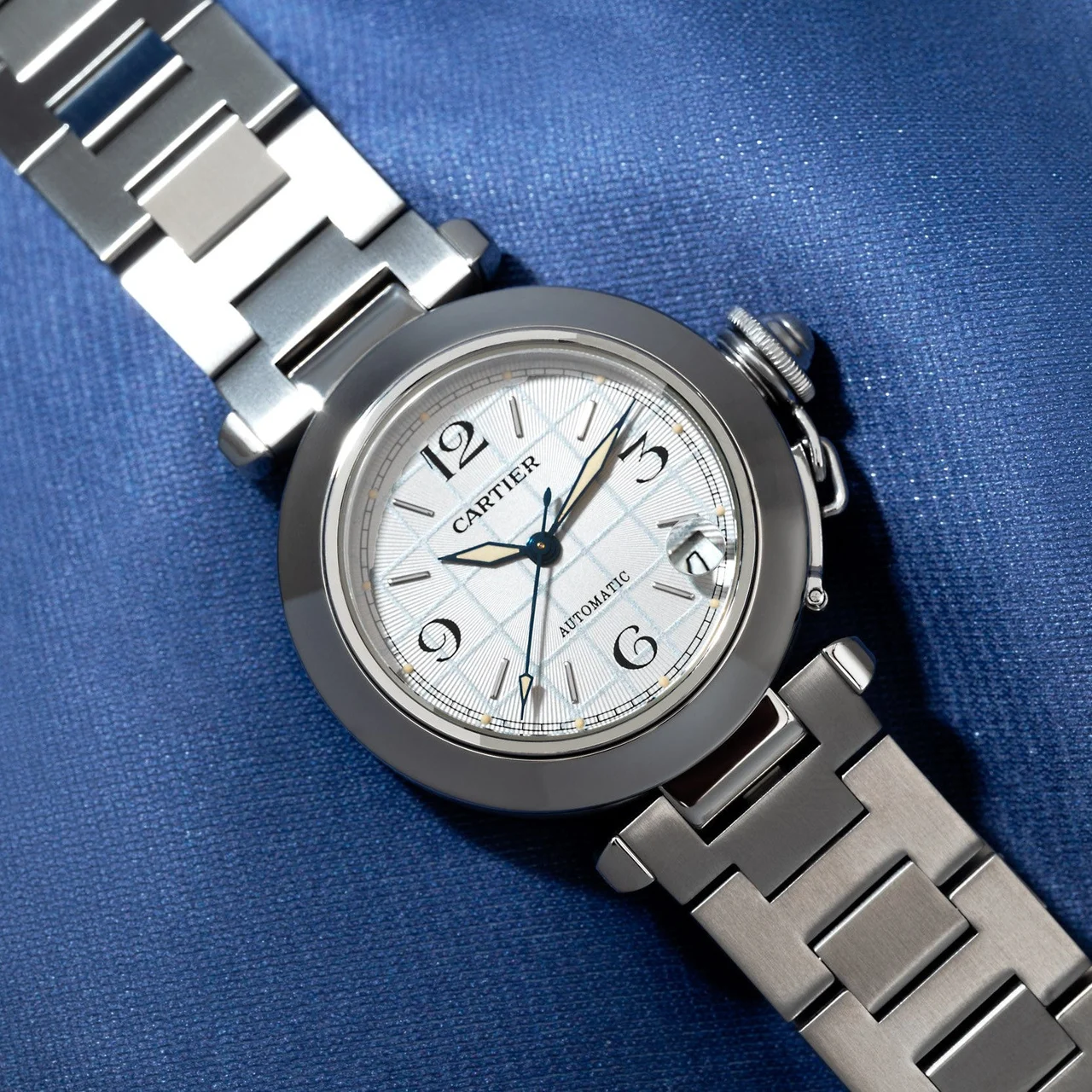 Cartier Pasha 40950217 35 mm kol saati