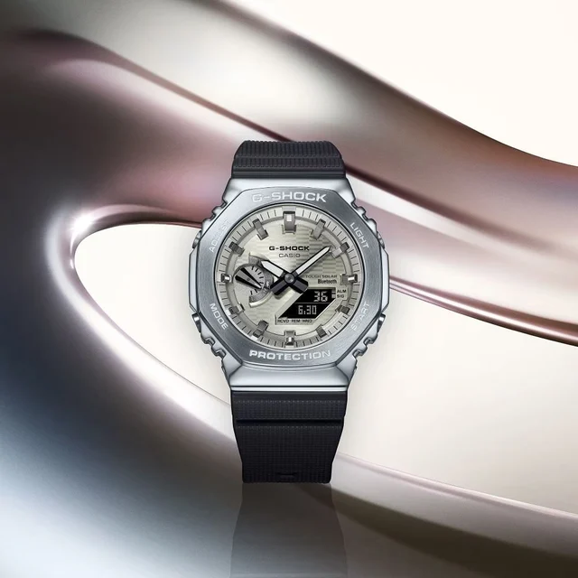 Casio G-shock G-steel GBM-2100A-8BDR kol saati