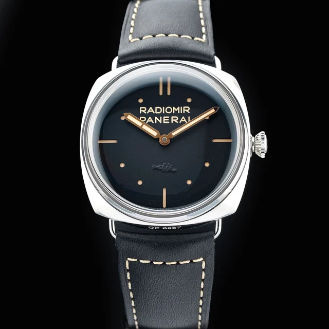 Panerai Radiomir 3 Days 210009N32919 kol saati