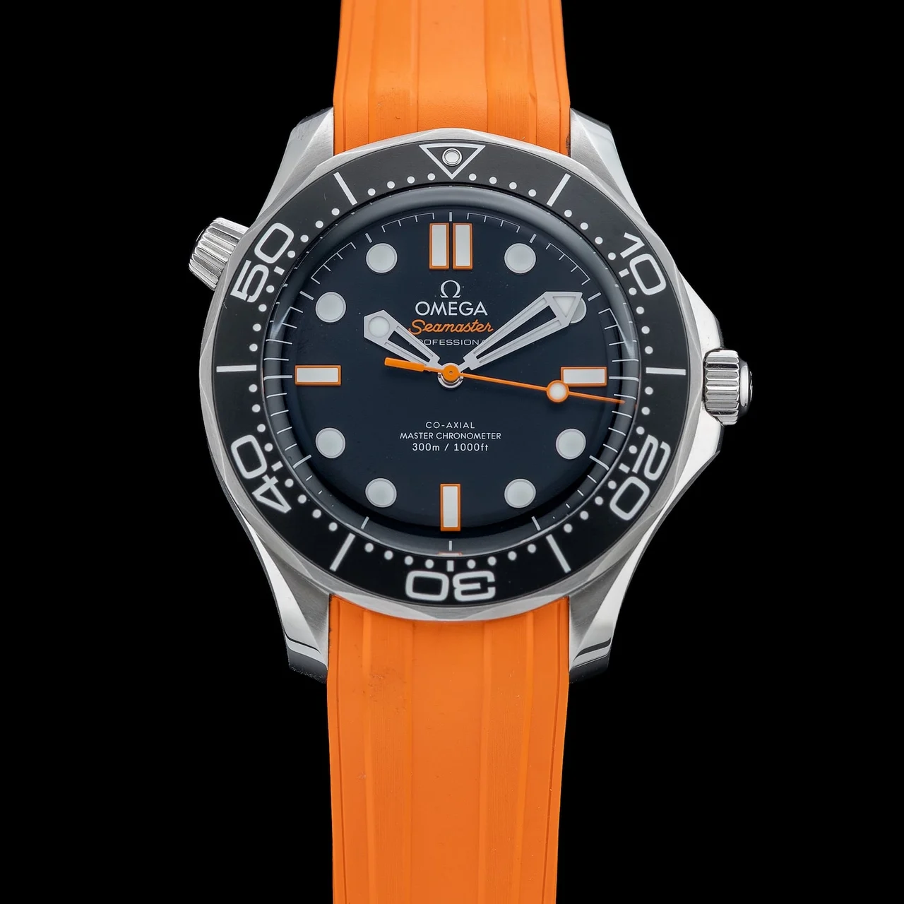 OMEGA Seamaster Diver 300M Orange 210.30.42.20.01.018 210009N41713 42 mm kol saati