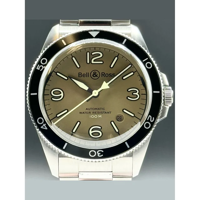 Bell & Ross Military Green on Bracelet POC210000076318 kol saati