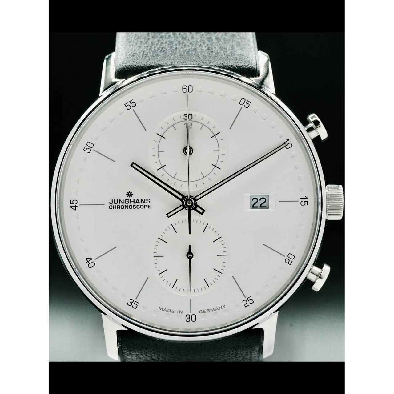 Junghans Form C 041/4775.00 210000036862 40 mm kol saati
