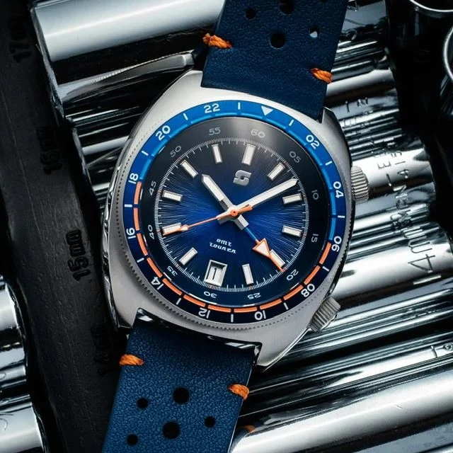 Straton TOUR-GMT-BLUE-43 STRATON-TOUR-GMT-BLUE-43 43 mm kol saati