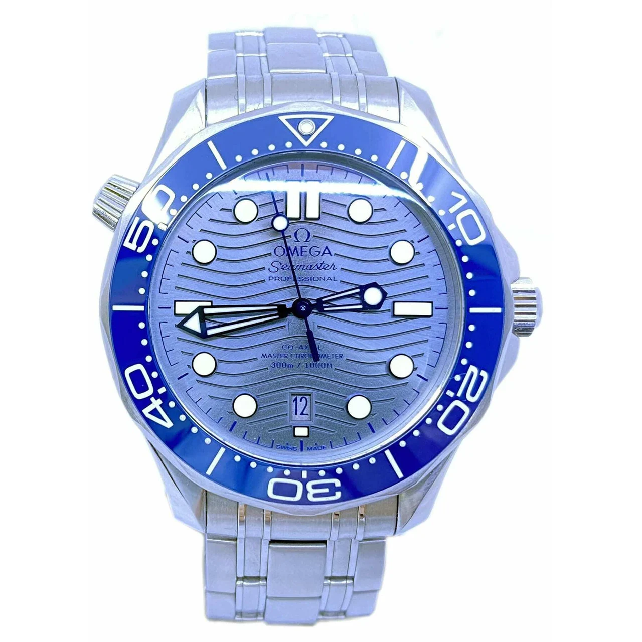 OMEGA Seamaster Diver 300M Co-Axial Master Chronometer on Bracelet 210.30.42.20.06.001 210000016617 kol saati