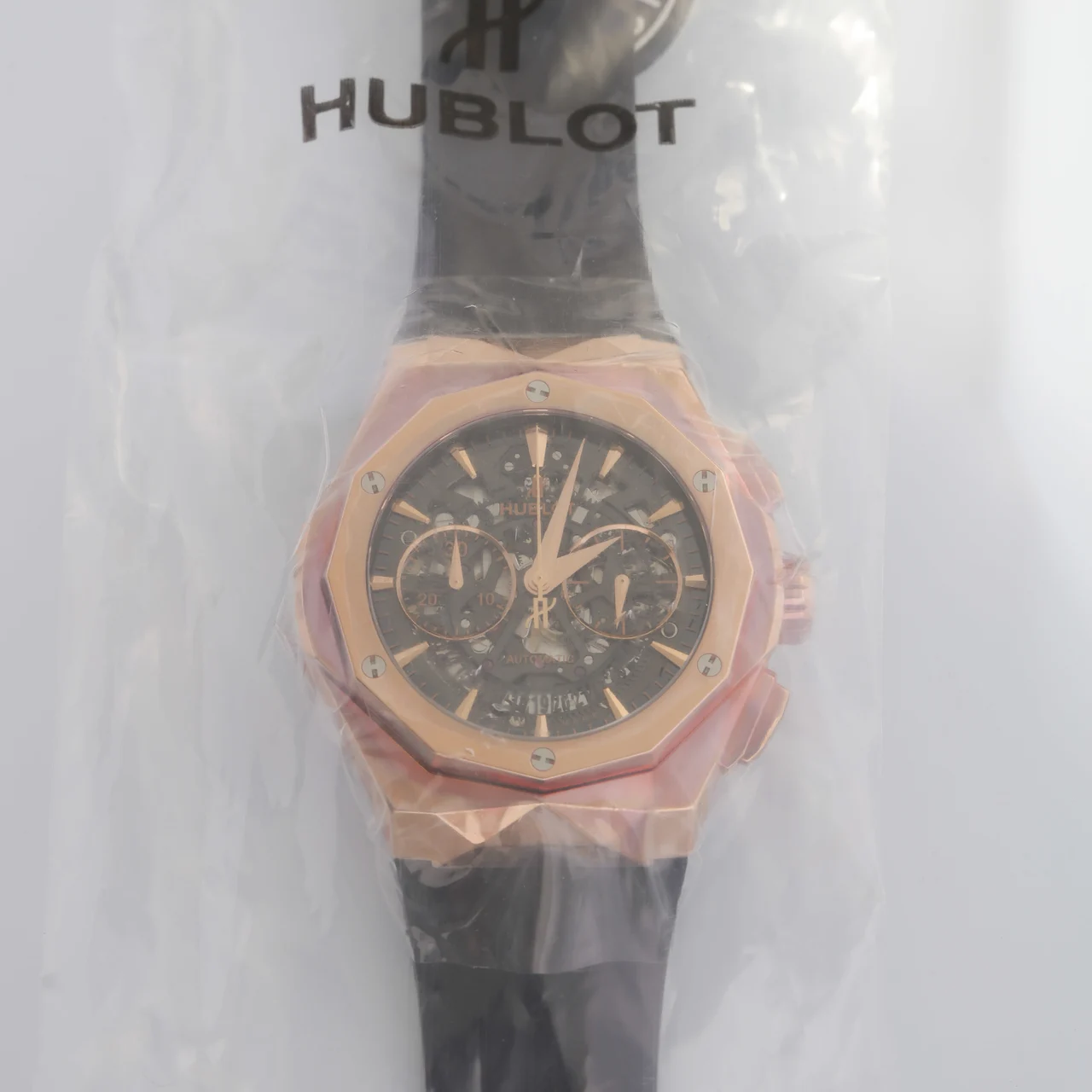 Hublot HUBLOT, REF. 525.OX.0180.RX.ORL18, CLASSIC FUSION AEROFUSION CHRONOGRAPH ORLINSKI, SINGLE SEALED, KING GOLD 45 mm kol saati