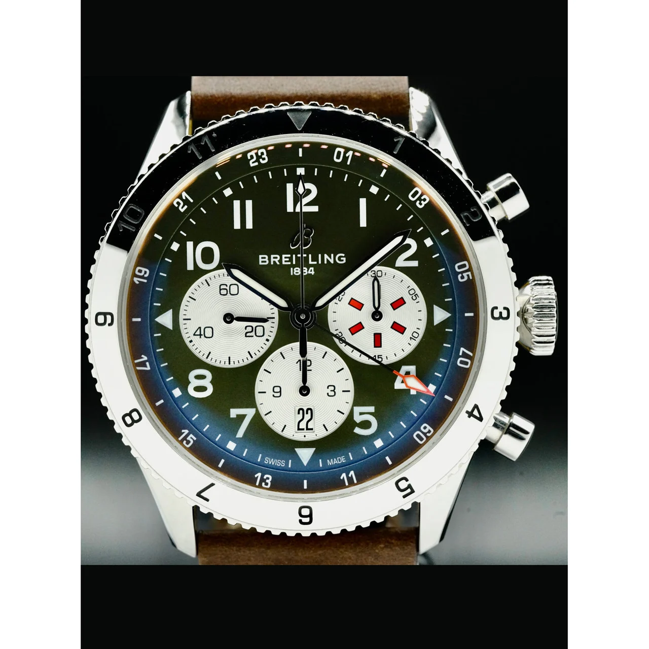 Breitling Super Avi B04 Chronograph GMT 46 210000040189 46 mm kol saati