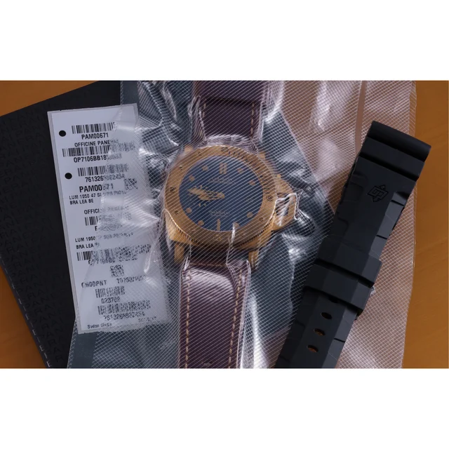 Panerai Luminor Submersible 1950 3 Days Automatic Bronzo PAM00671 kol saati