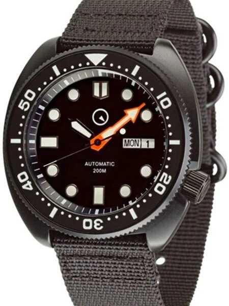 Islander Scratch and Dent - Automatic Dive Watch with AR Double Dome Sapphire Crystal, and Luminous Bezel Insert #ISL-13 SND953 47 mm kol saati
