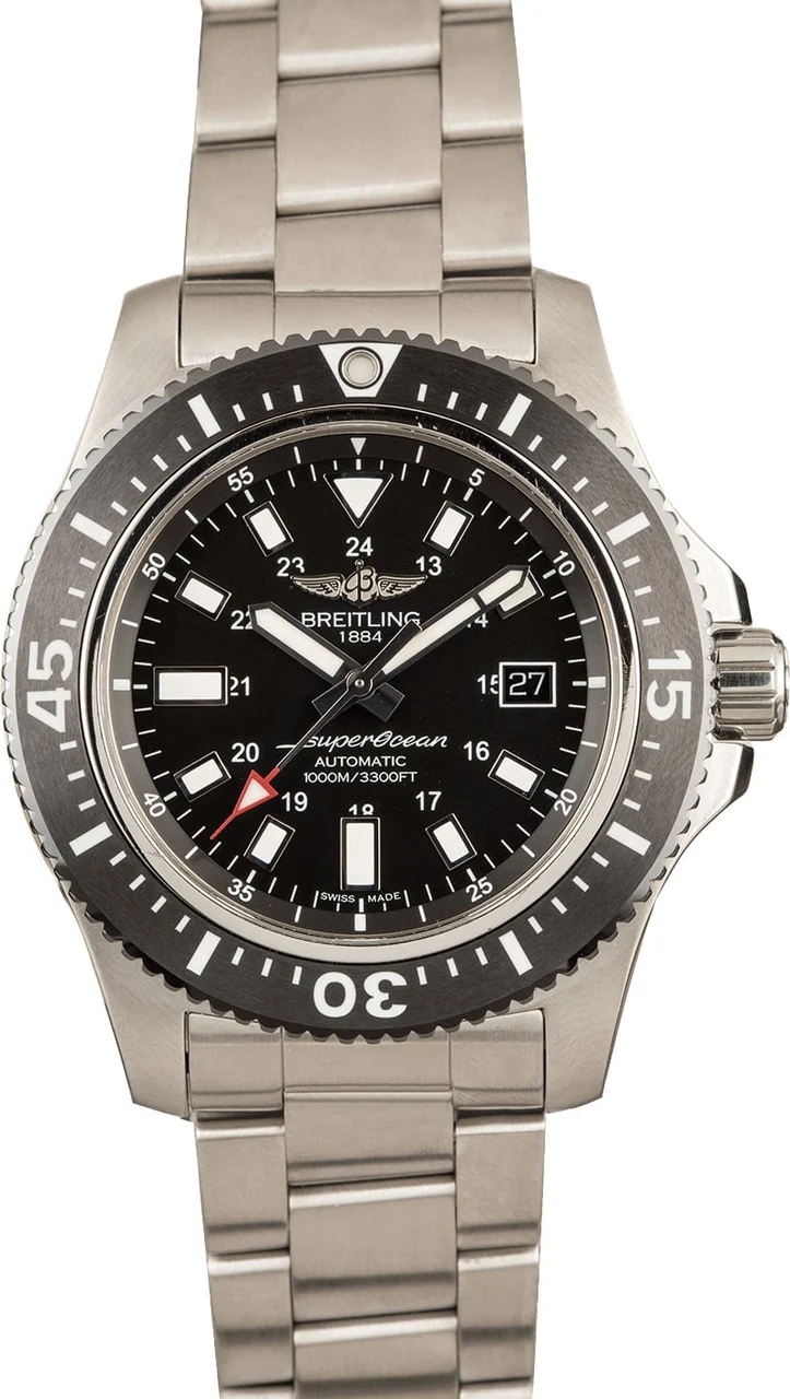 Breitling SuperOcean Volcano Black Y17393 44 mm kol saati
