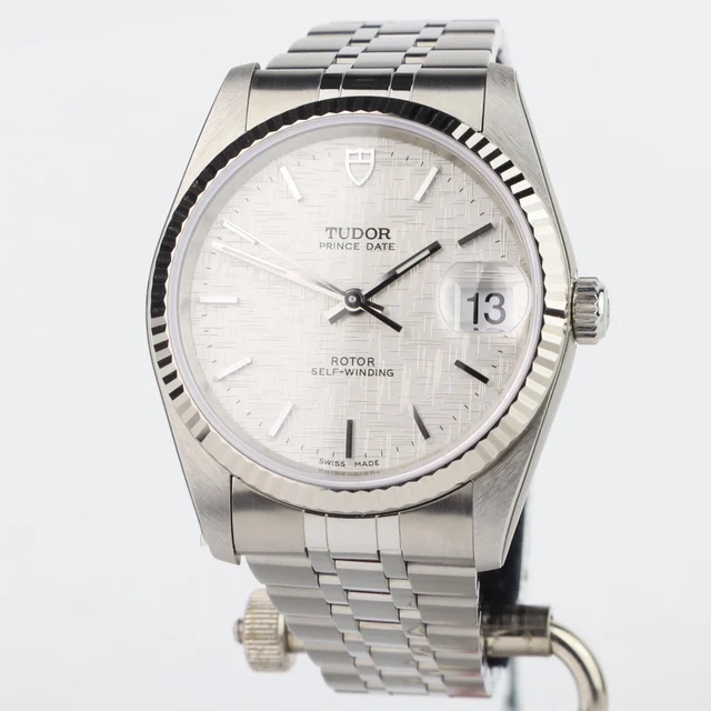Tudor Tudor 24C033 kol saati