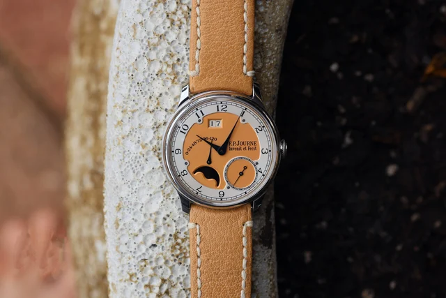 F.P. Journe F.P.Journe Octa Divine ref. D, 38mm Platinum Case, Salmon Di kol saati
