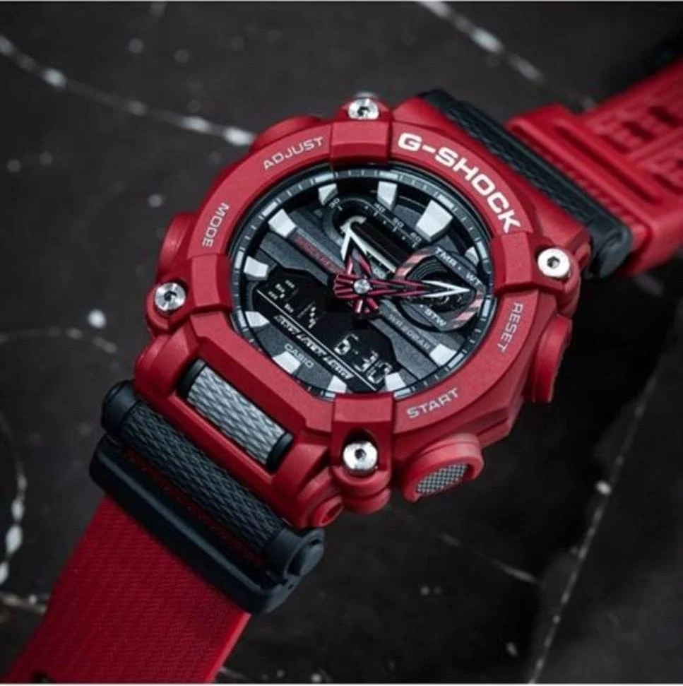 Casio G-shock GA-900-4ADR 49.5 mm kol saati