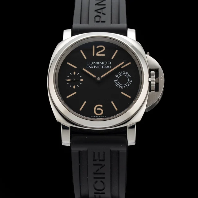 Panerai Luminor Marina 8 Days 210009N29533 kol saati