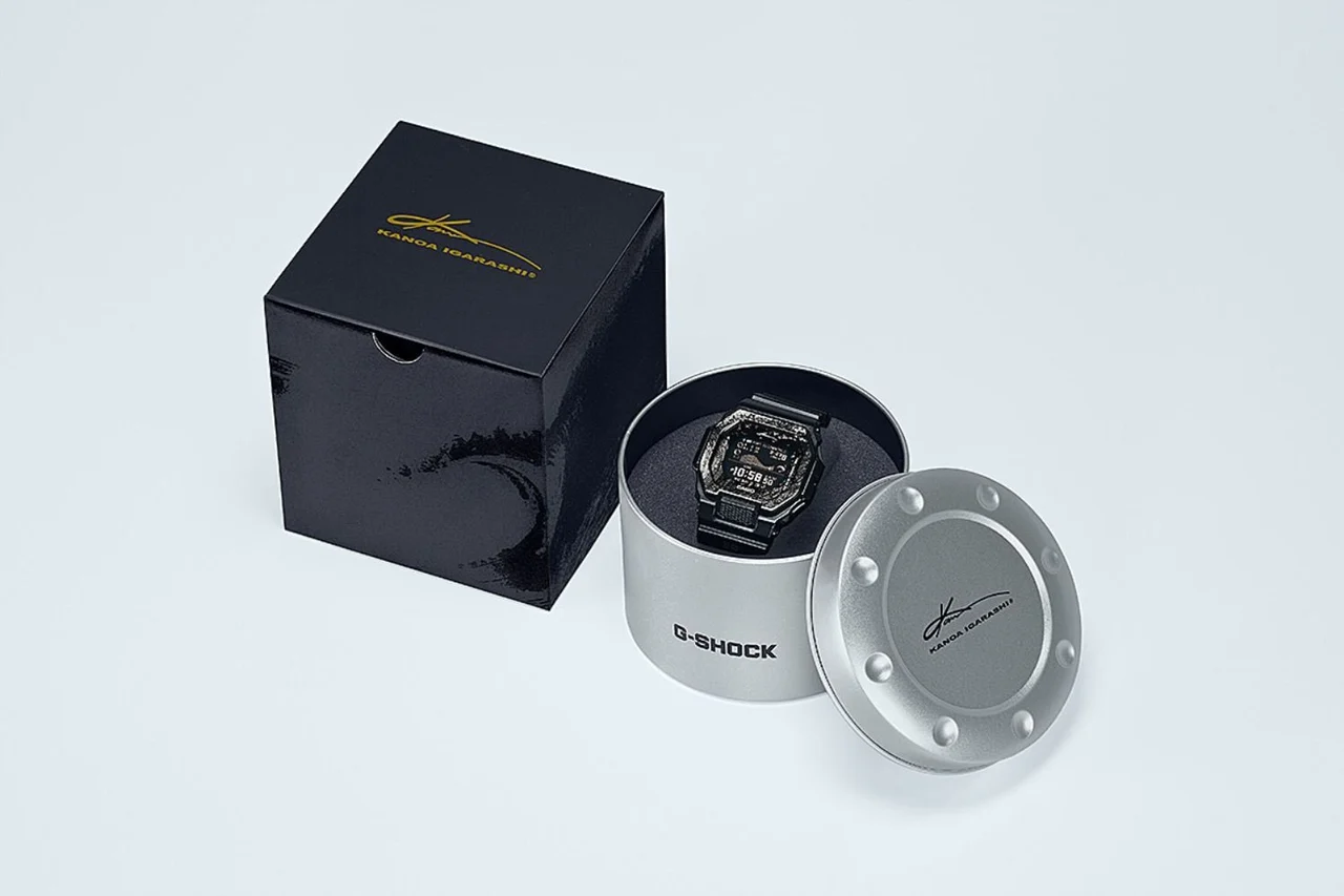 Casio G-shock G-lide GBX-100KI-1DR 46 mm kol saati