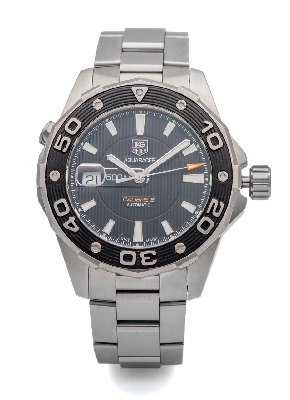 Tag Heuer Ref. WAJ 2110, diver’s, self-winding, centre-seconds, date; “Aquaracer”; stainless steel kol saati