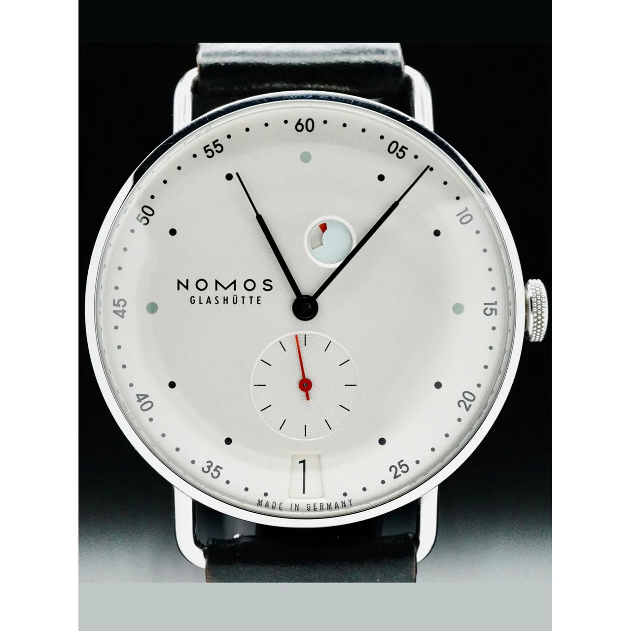 NOMOS Glashütte Metro 210000066807 37 mm kol saati
