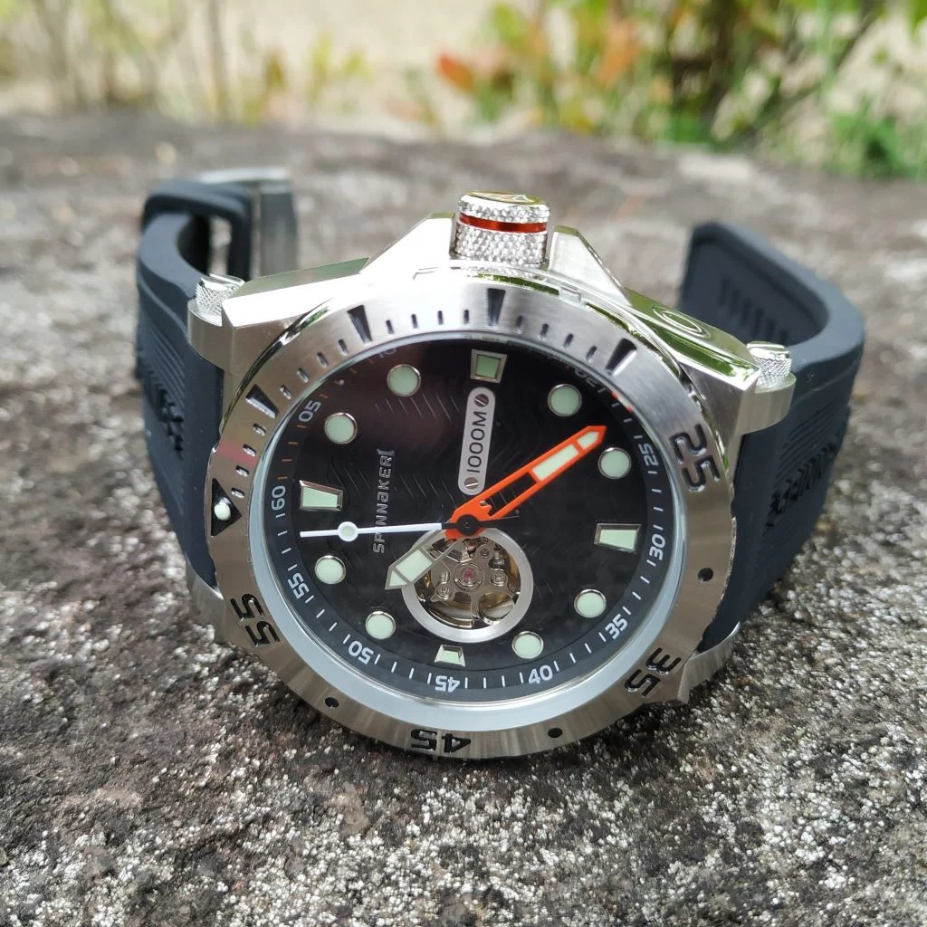 Spinnaker DART-SP-5023-0C 46 mm kol saati