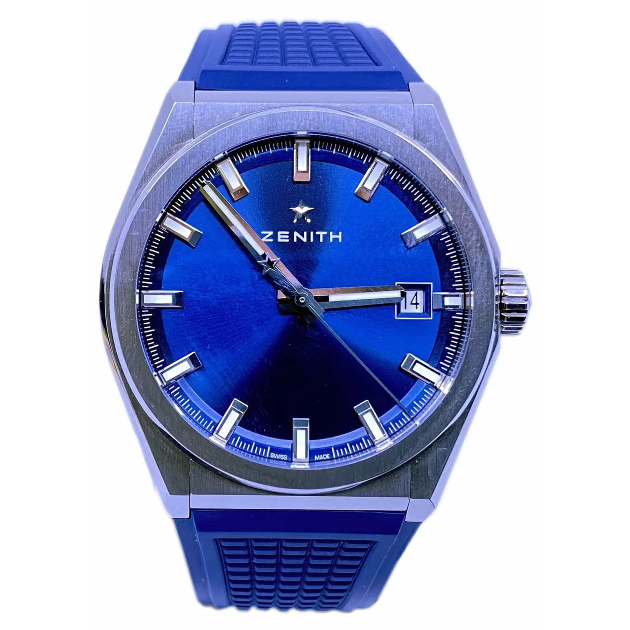 Zenith Defy Titanium 95.9000.670/51.R790 210000014802 kol saati