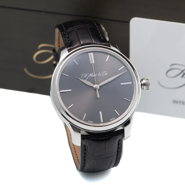 H. Moser Cie 343.505 kol saati