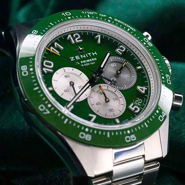 Zenith Chronomaster Sport “Aaron Rodgers” Green Dial Ceramic kol saati