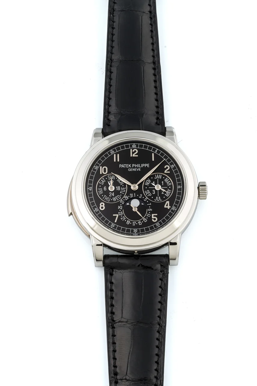 Patek Philippe PATEK PHILIPPE, REF. 5074P, PERPETUAL CALENDAR MINUTE REPEATER An exceptional and rare, self-winding, perpetual calendar, minute-repeating, platinum wristwatch. kol saati
