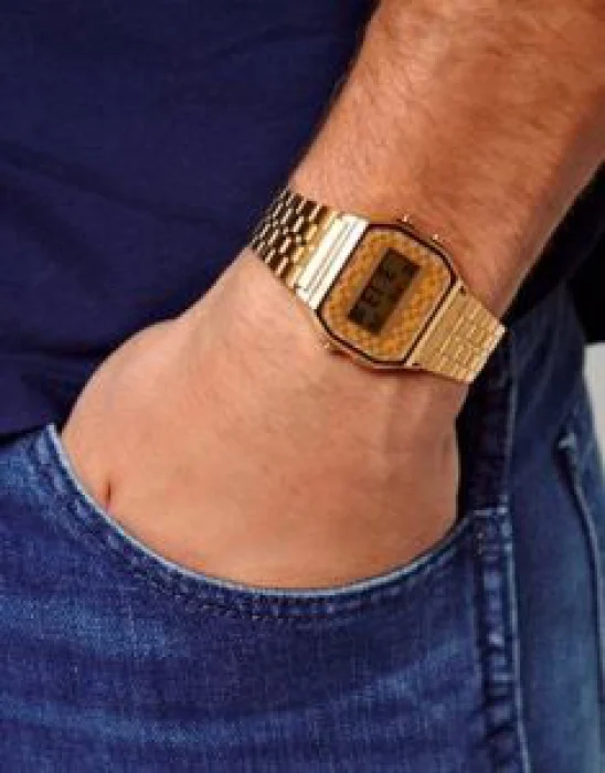 Casio Retro A159WGEA-9ADF 33.2 mm kol saati