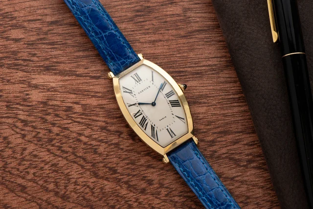 Cartier Tonneau 40950023 kol saati