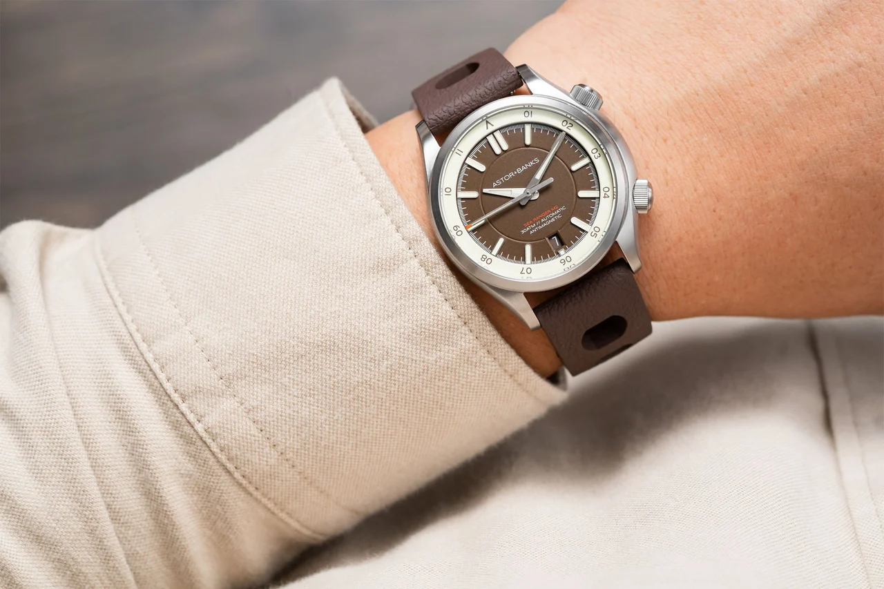 Astor+Banks Sea Ranger M2 Tobacco on Strap 40 mm kol saati