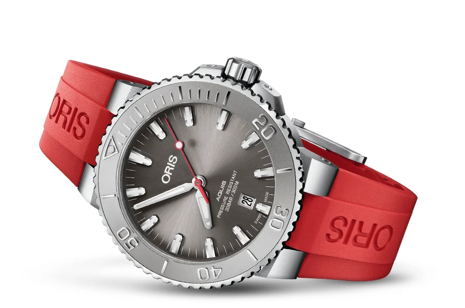 Oris Aquis Date Relief 01 733 7730 4153-07 4 24 66EB 43.5 mm kol saati