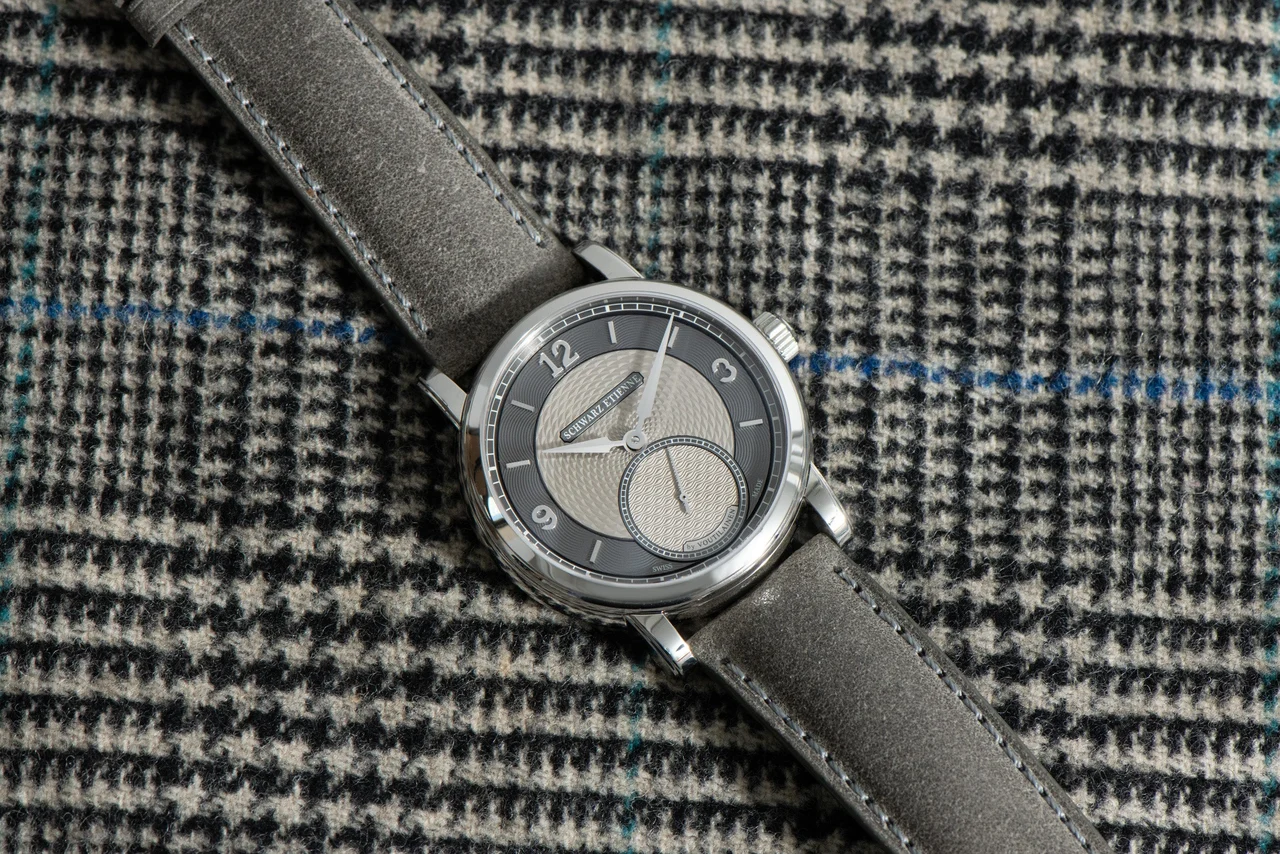 Schwarz Etienne Roma 40991704 39 mm kol saati