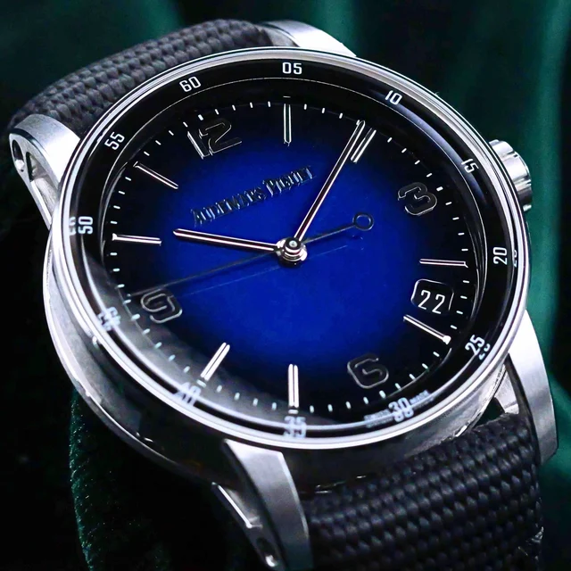 Audemars Piguet Code 11.59 Audemars Piguet Code 11.59 Smoked Blue Lacquered Dial 18k Wh ko