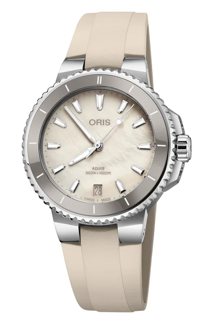 Oris Aquis Date 01 733 7792 4151-07 4 19 61FC kol saati