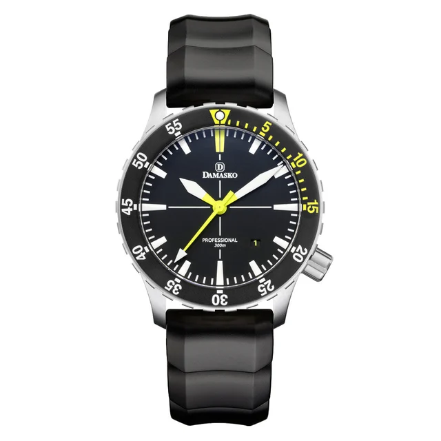 Damasko Automatic 300M Dive watch with in-house Movement #DSub10 kol saati