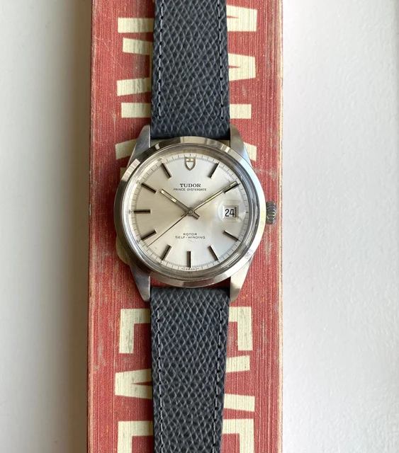 Tudor Oysterdate SQ6695928 kol saati