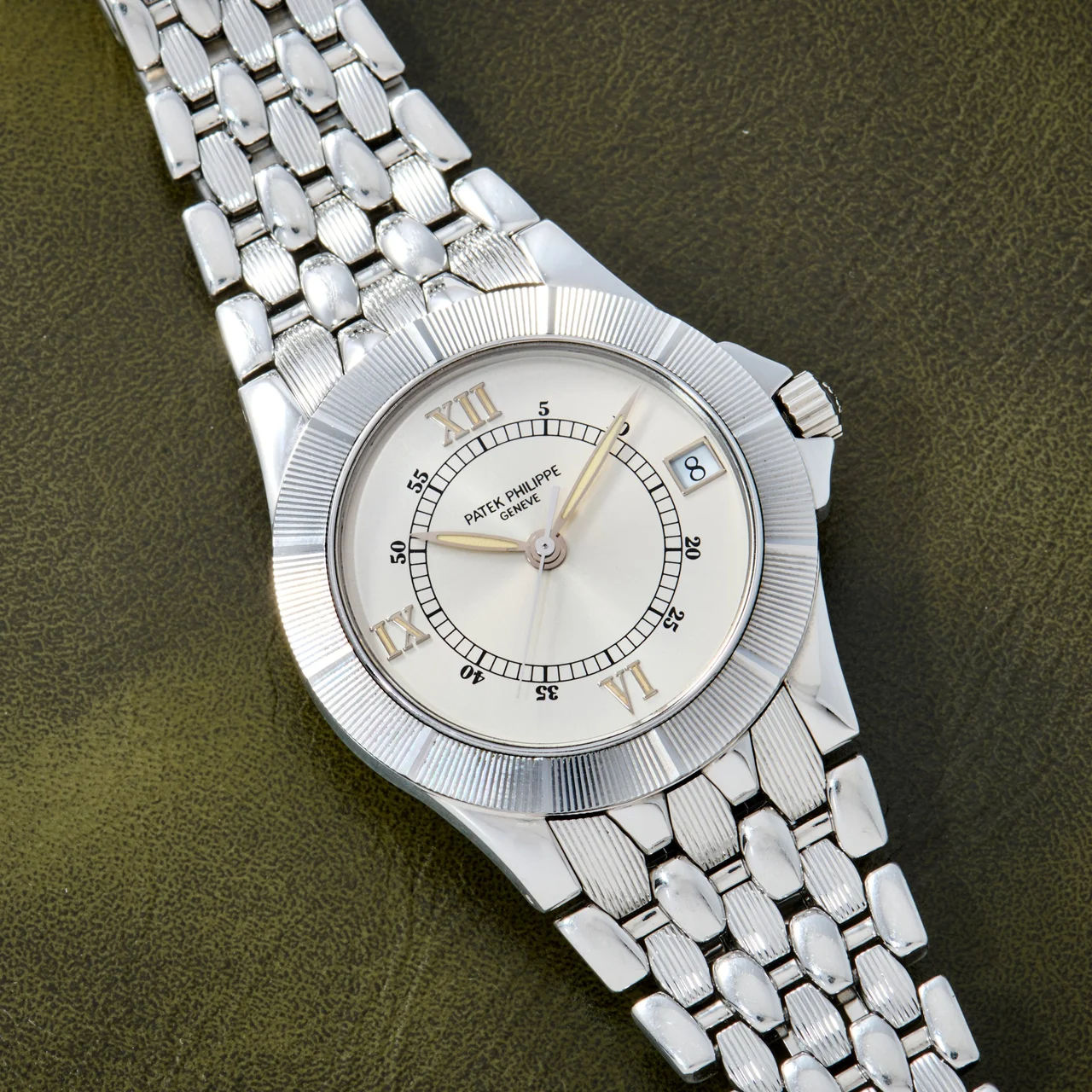 Patek Philippe Neptune 40930739 36 mm kol saati
